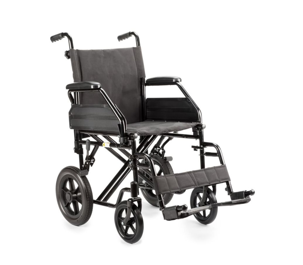 MultiMotion M9 transportrolstoel 45 cm zitbreedte - voorzijde MultiMotion M9 transportrolstoel 45 cm zitbreedte - voorzijde